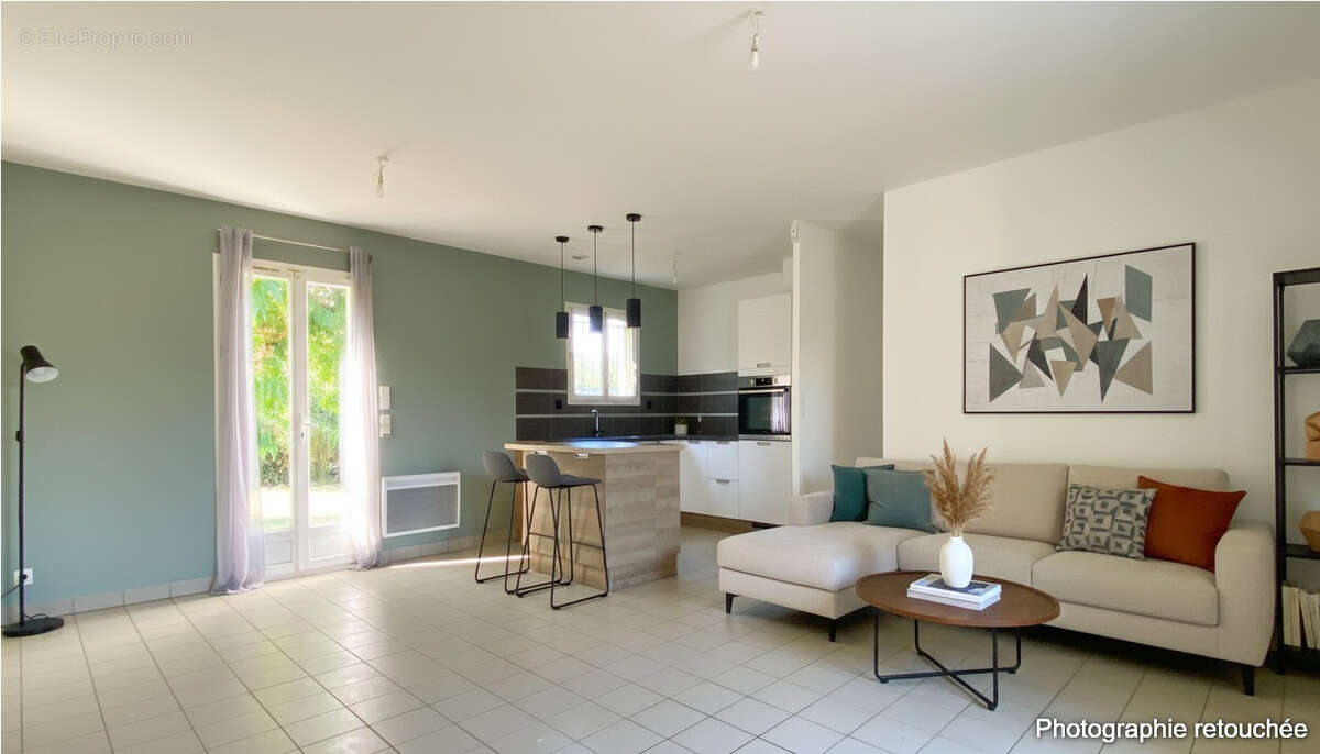 EXCLUSIVITÉ  Plain-pied 97 m², 3 chambres, garage et terrain clos de plus de 1 000 m² à 5 min de Montpon-Ménestérol - photo 3