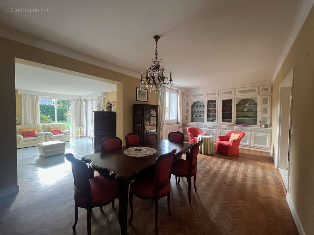 Maison à VILLENEUVE-SUR-LOT