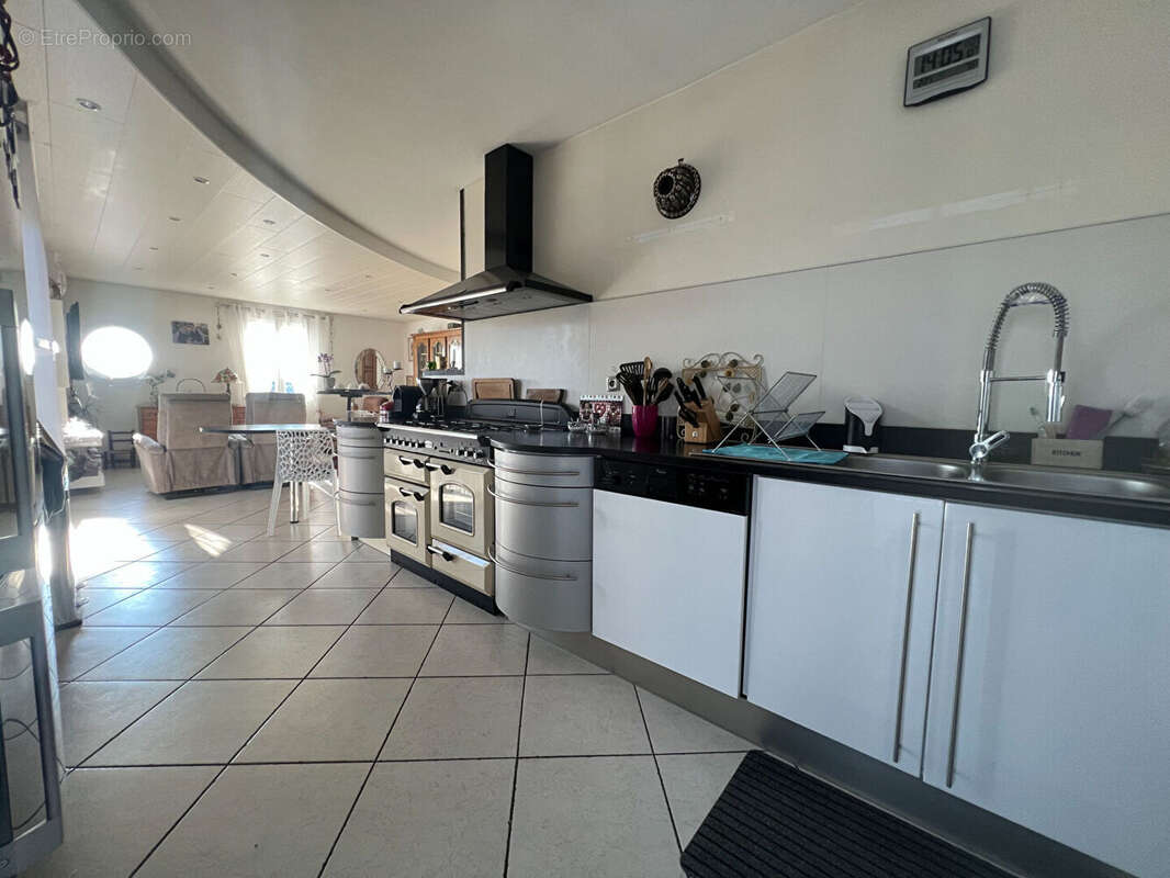 Appartement à PONT-DE-CHERUY