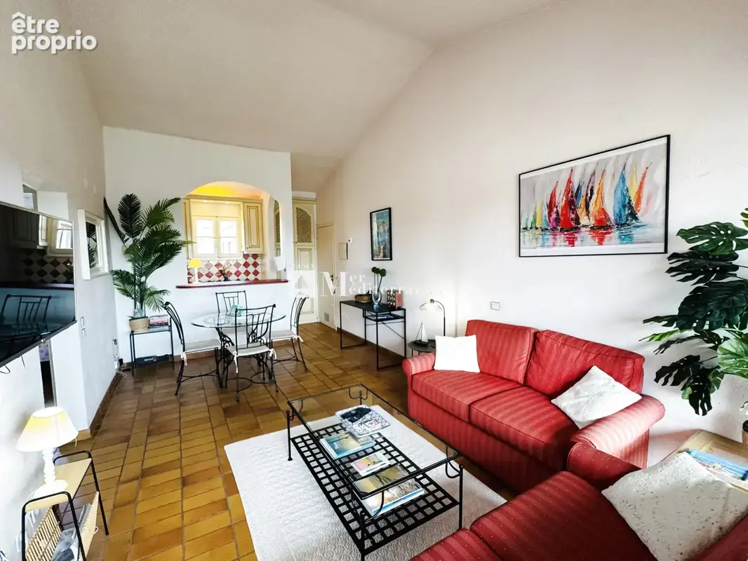 CO-EXCLUSIVITE - À vendre : Appartement 3 pièces au cœur de la cité lacustre de Port Grimaud - photo 3