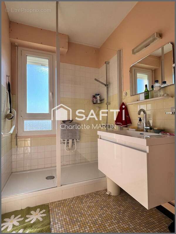 Appartement 100 m² à Vierzon  - photo 5