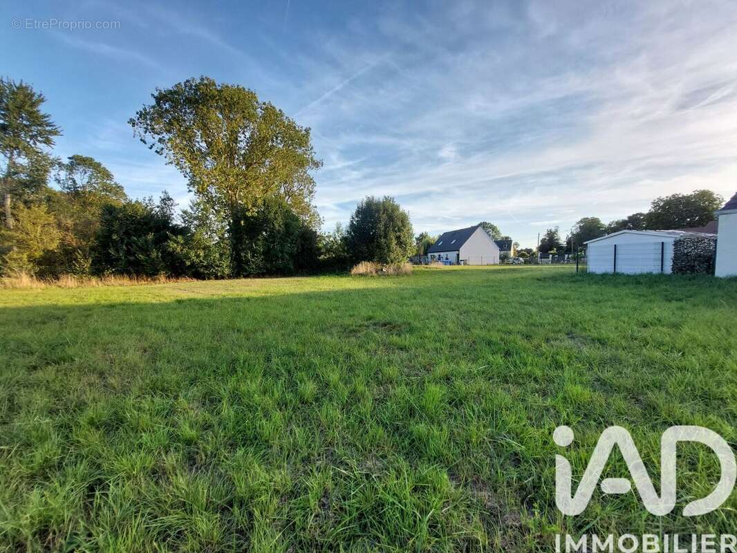 Terrain 1192 m² à Matigny  - photo 4