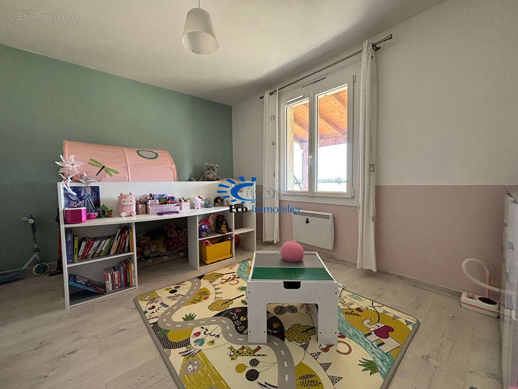 Maison à SAINT-JEAN-DE-LIVERSAY