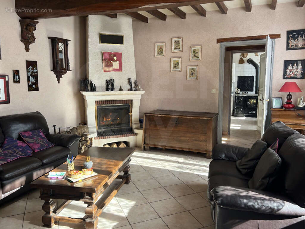 Maison à MERRY-LA-VALLEE