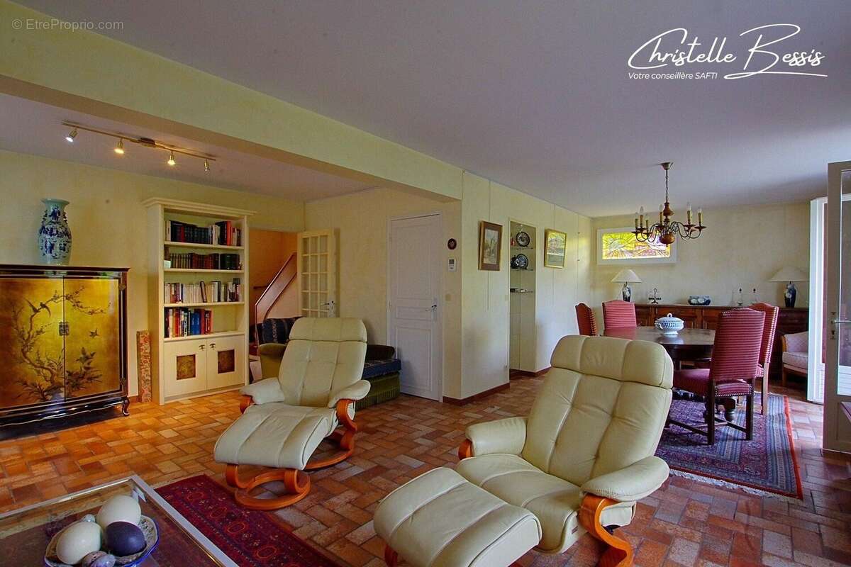 Photo 2 - Maison à VILLECRESNES