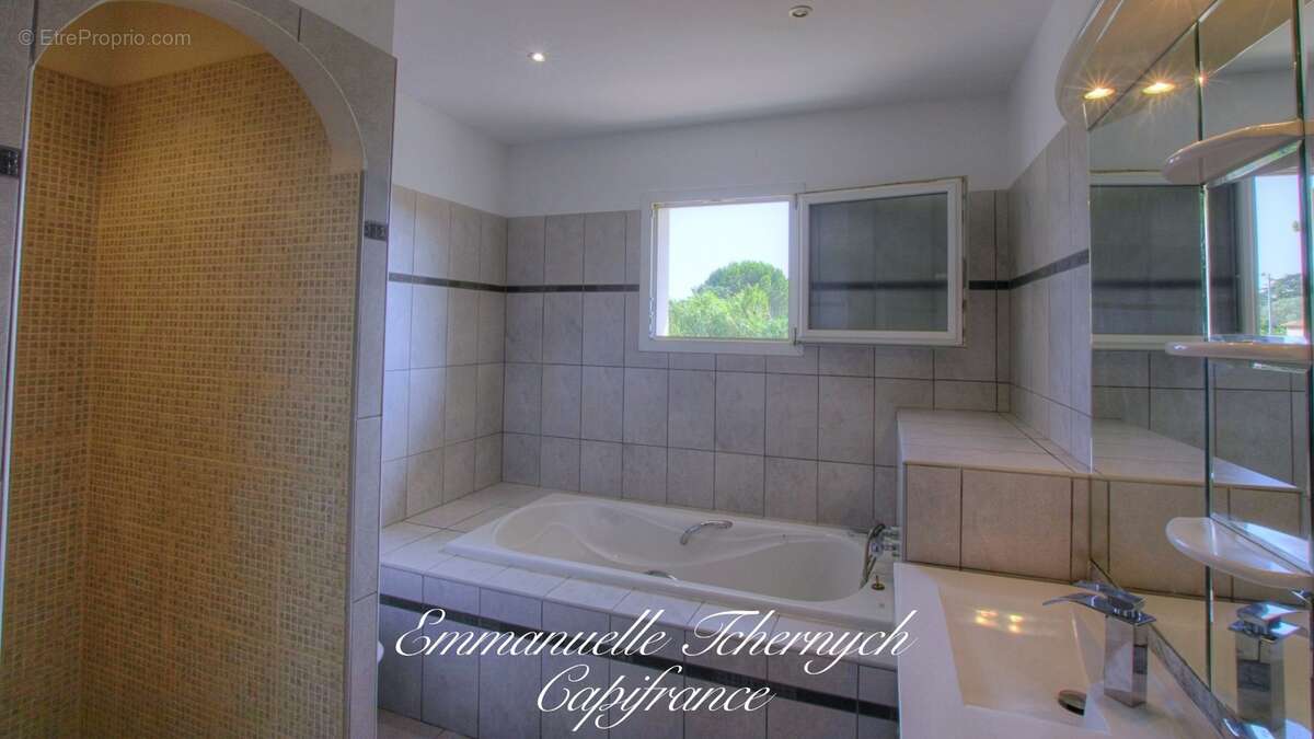 Maison à vendre Istres – Vue sur l’Étang de l’Olivier – Maison 143m² – Terrain 2 050 m² - photo 19