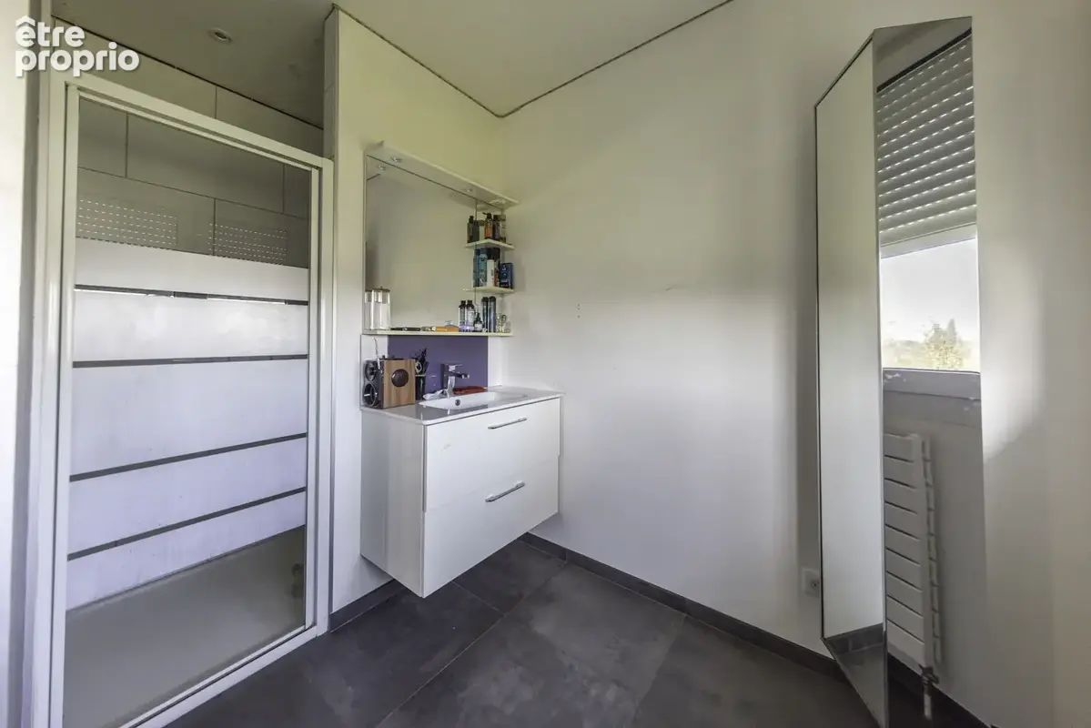 Maison contemporaine 7 pièces 252m2 - photo 8