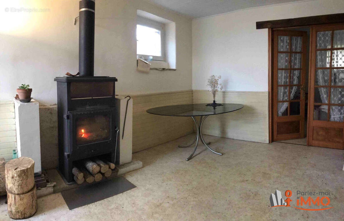 Maison à SOUGERES-EN-PUISAYE