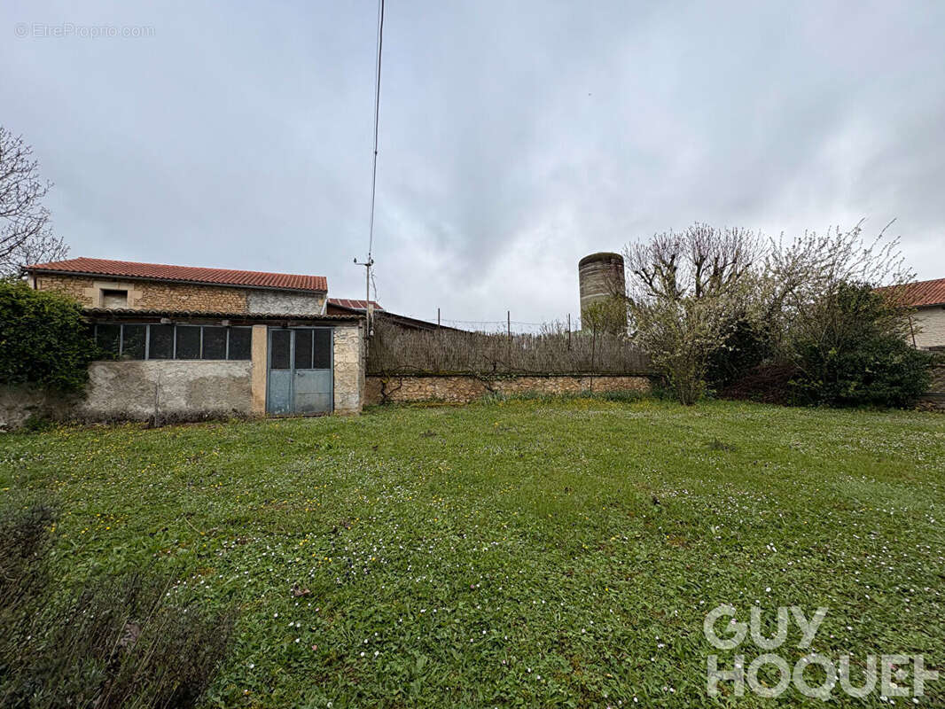 Maison à MIGNE-AUXANCES