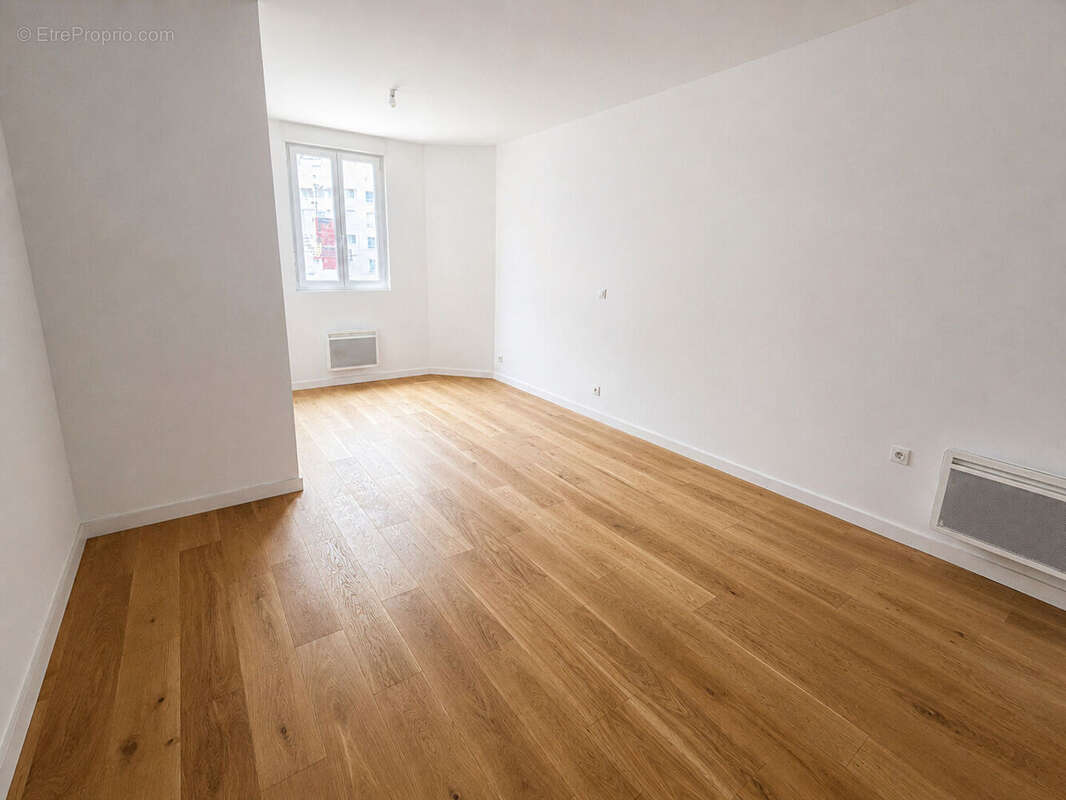 Bordeaux Saint-Jean - Appartement  T1 de 28 m² - photo 2