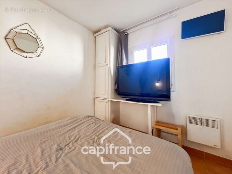 DOMAINE DE PONT ROYAL Appartement meublé  DERNIER ETAGE vue dégagée 31m2 et 7 m2 de loggia, 1 chambre double & salle de bains - photo 9