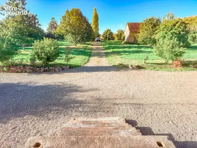 Logis seigneurial du XVIème superberment restauré et écologique - photo 6