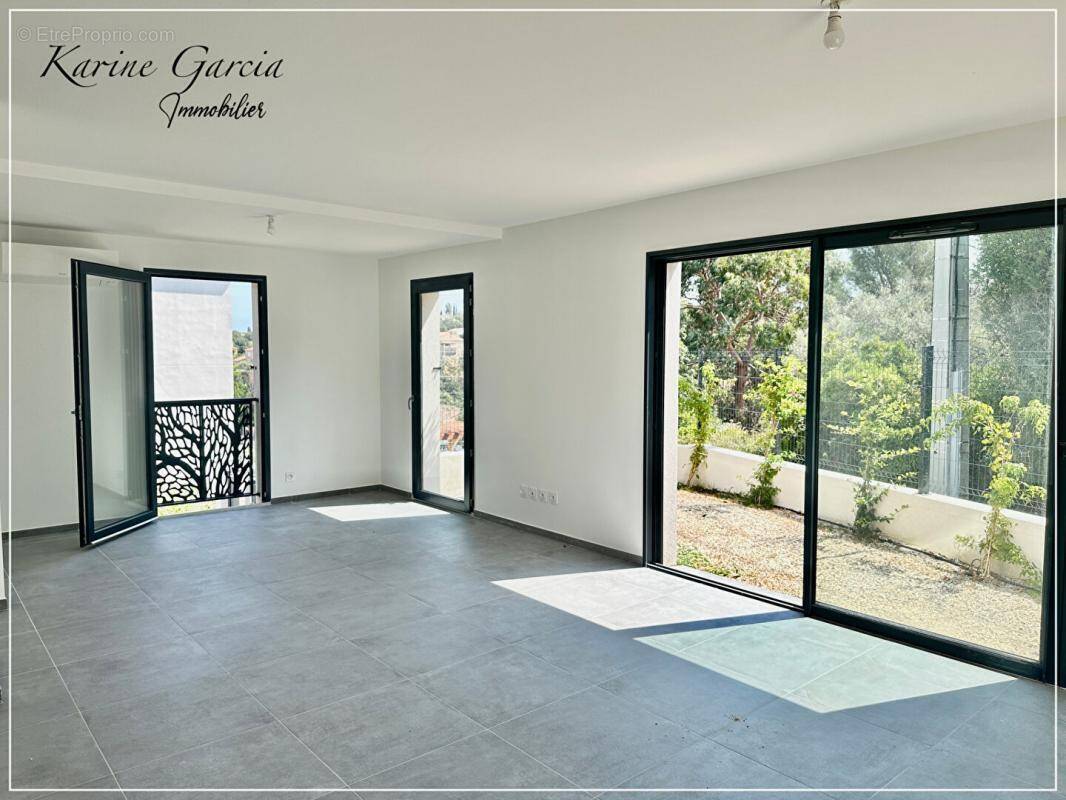 Appartement à SIX-FOURS-LES-PLAGES