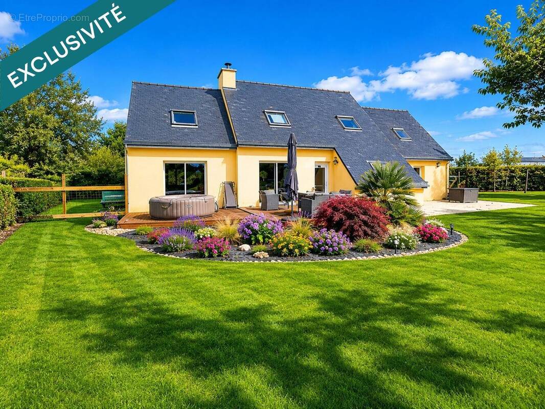 Photo 1 - Maison à PLOUBEZRE