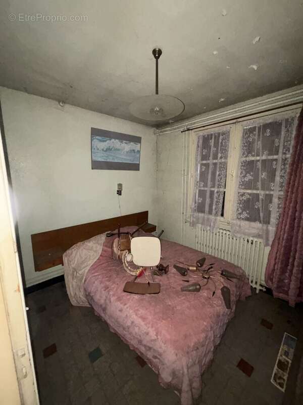 Maison à MOUHET