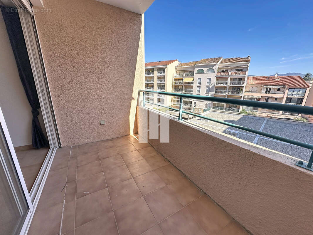 Appartement à SAINT-RAPHAEL