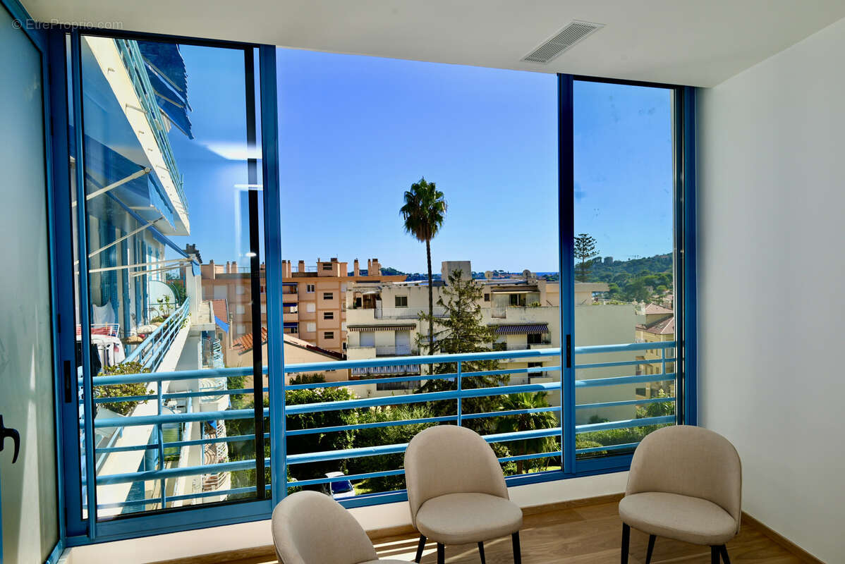 Appartement à BEAULIEU-SUR-MER