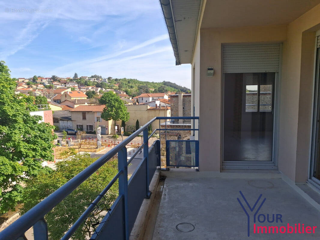 Appartement à GRIGNY