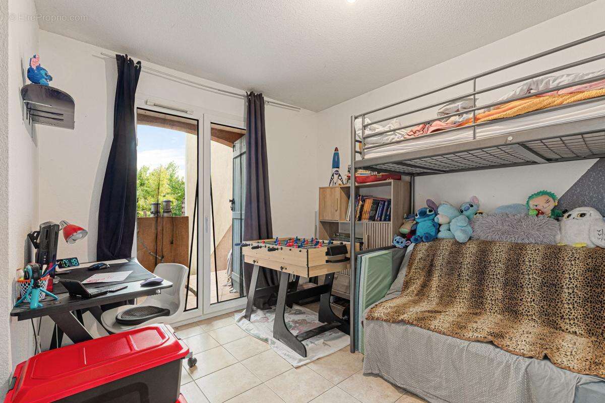 Maison à ROQUEBRUNE-SUR-ARGENS