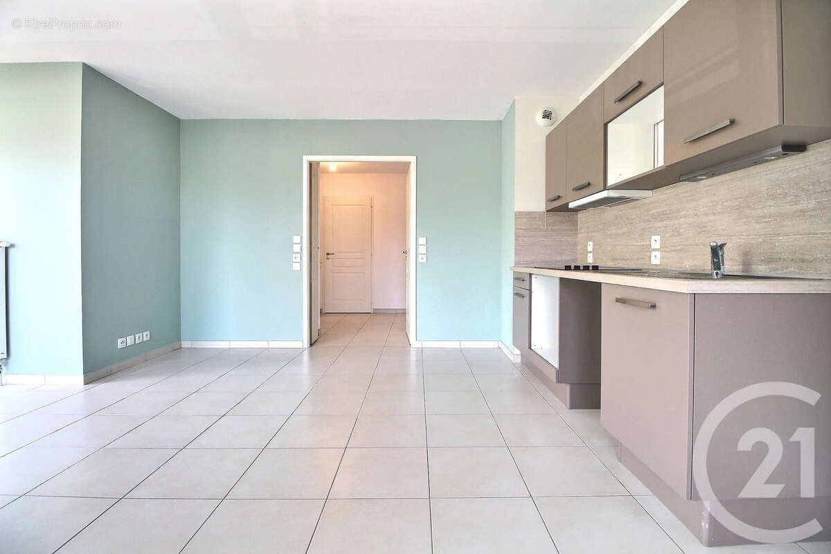 Appartement à EVIAN-LES-BAINS