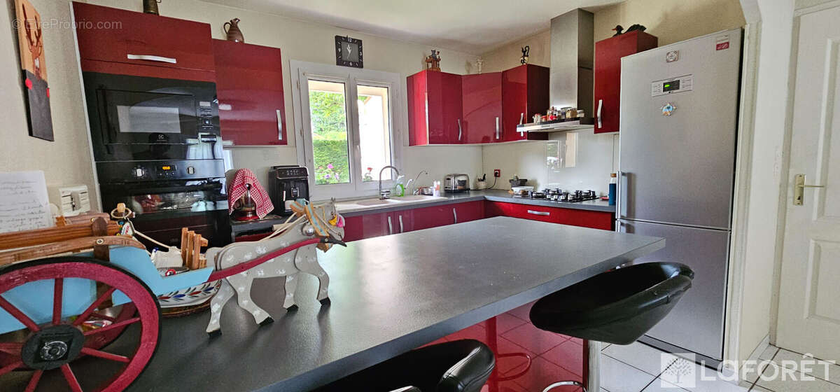 Maison à BUSSAC-SUR-CHARENTE