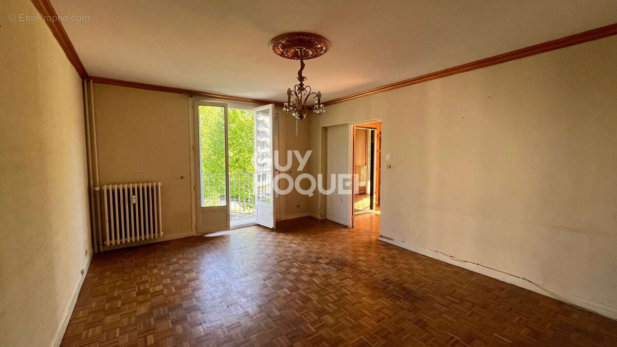 Appartement à COMPIEGNE