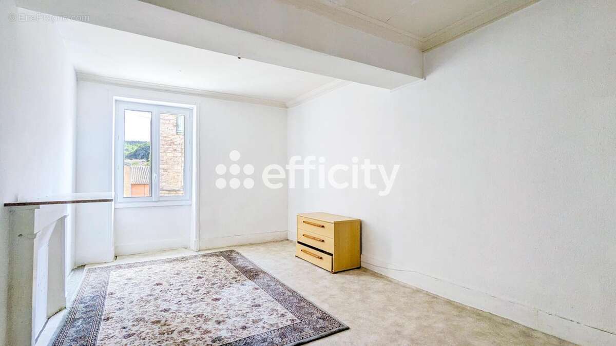 Maison 132 m² à Lugny  - photo 9