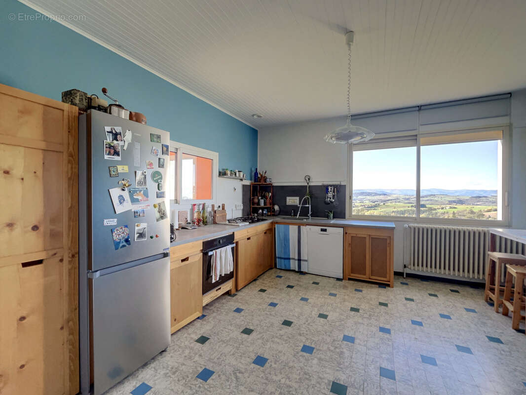 Maison à PLATS