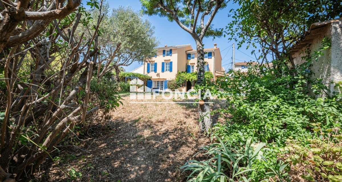 Maison à SIX-FOURS-LES-PLAGES