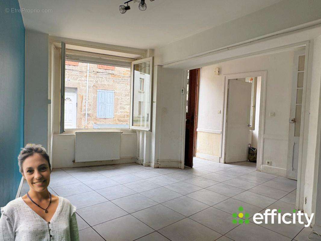 Maison à SURY-LE-COMTAL