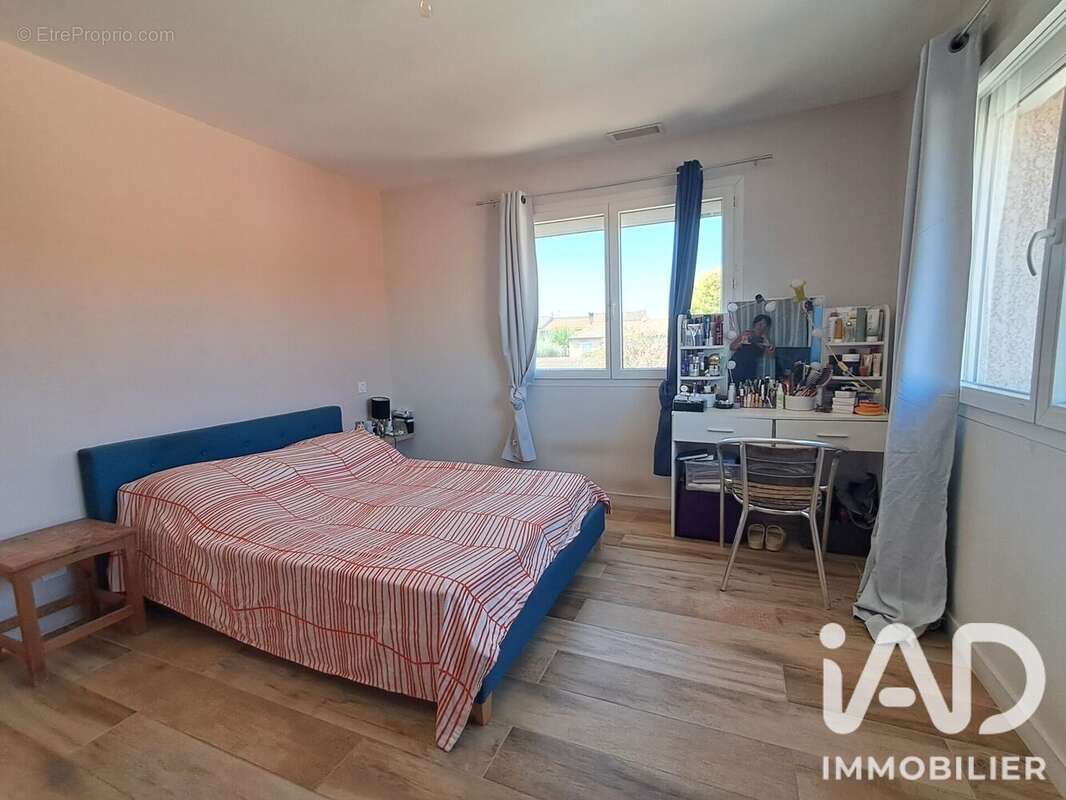 Maison 133 m² à Roubia  - photo 8