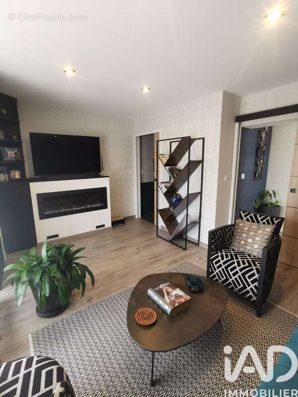 Photo 4 - Maison à QUEMPER-GUEZENNEC