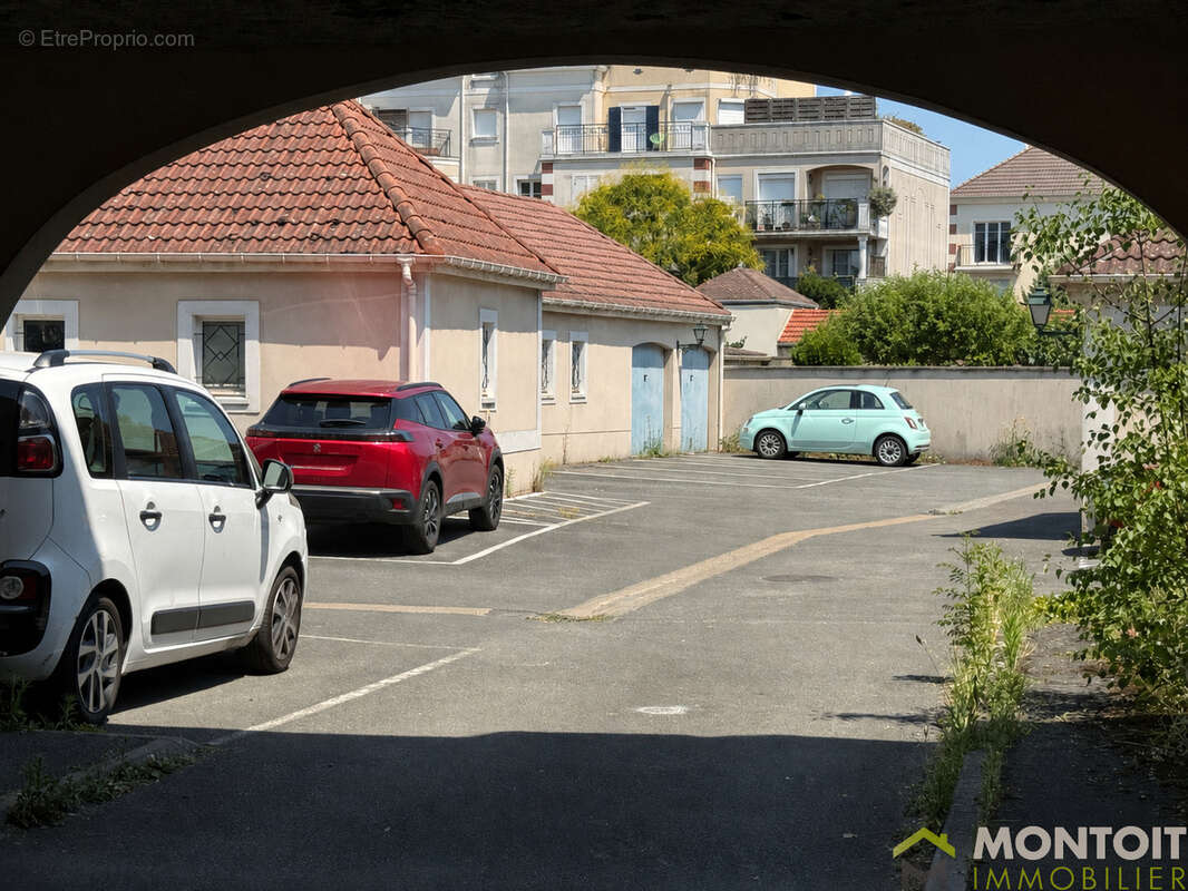 Appartement à THIAIS