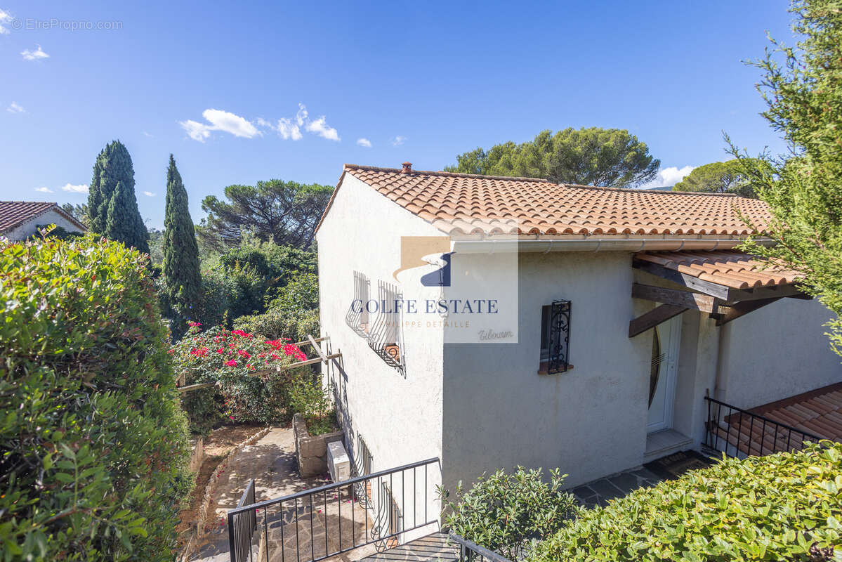 Maison à LA CROIX-VALMER