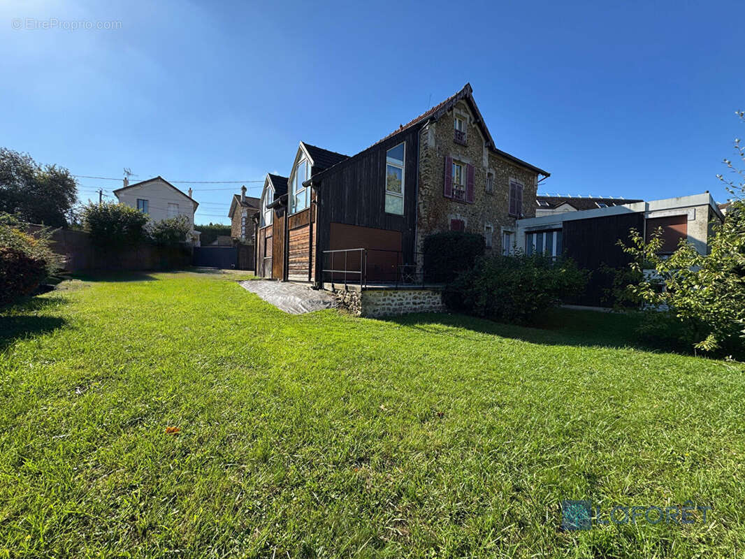 Appartement à ARPAJON