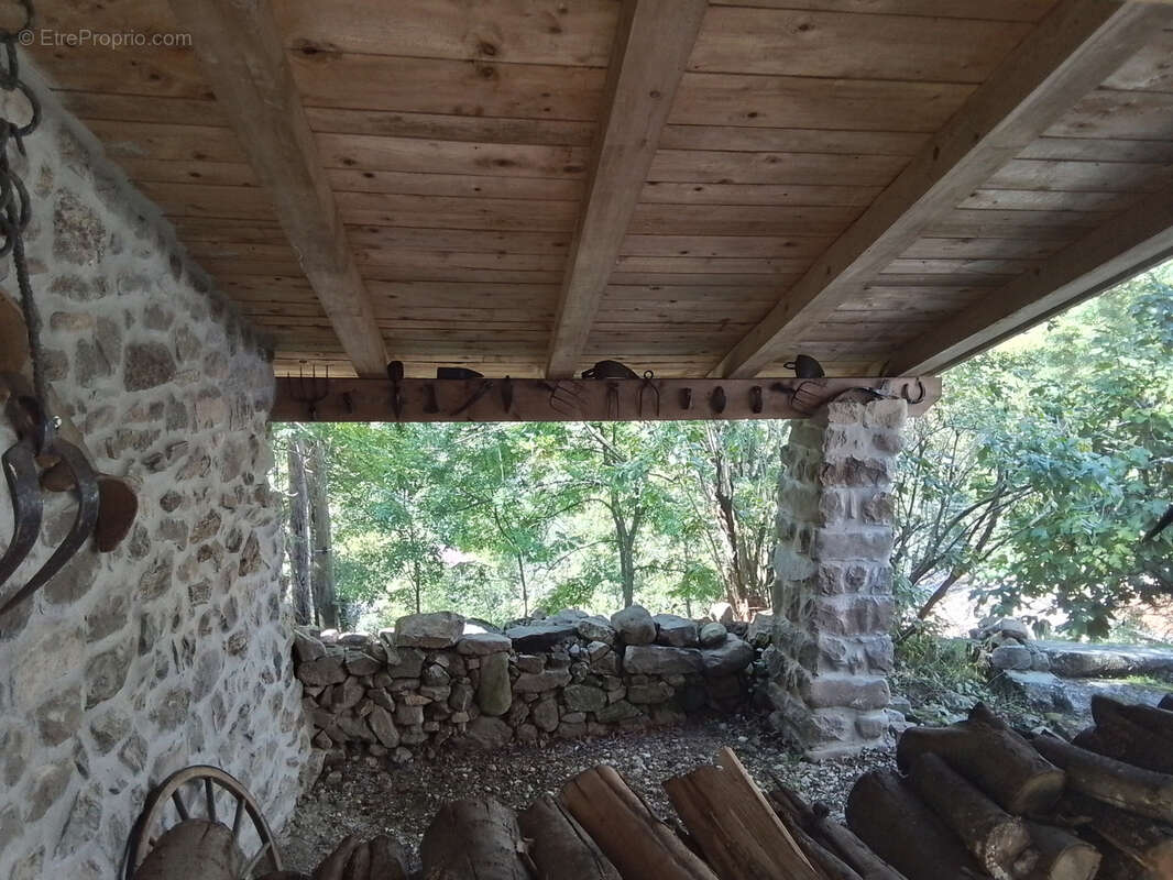 Maison à ANTRAIGUES-SUR-VOLANE