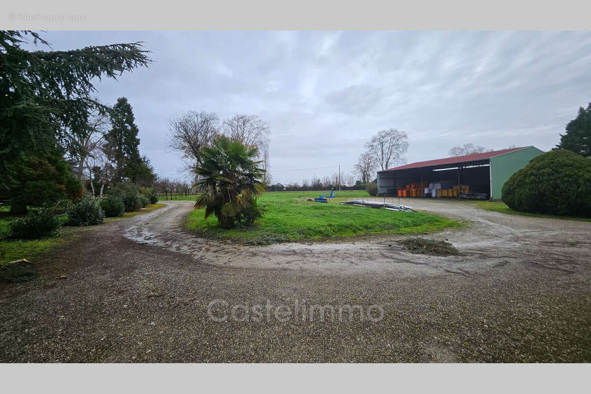 Maison à CASTELSARRASIN