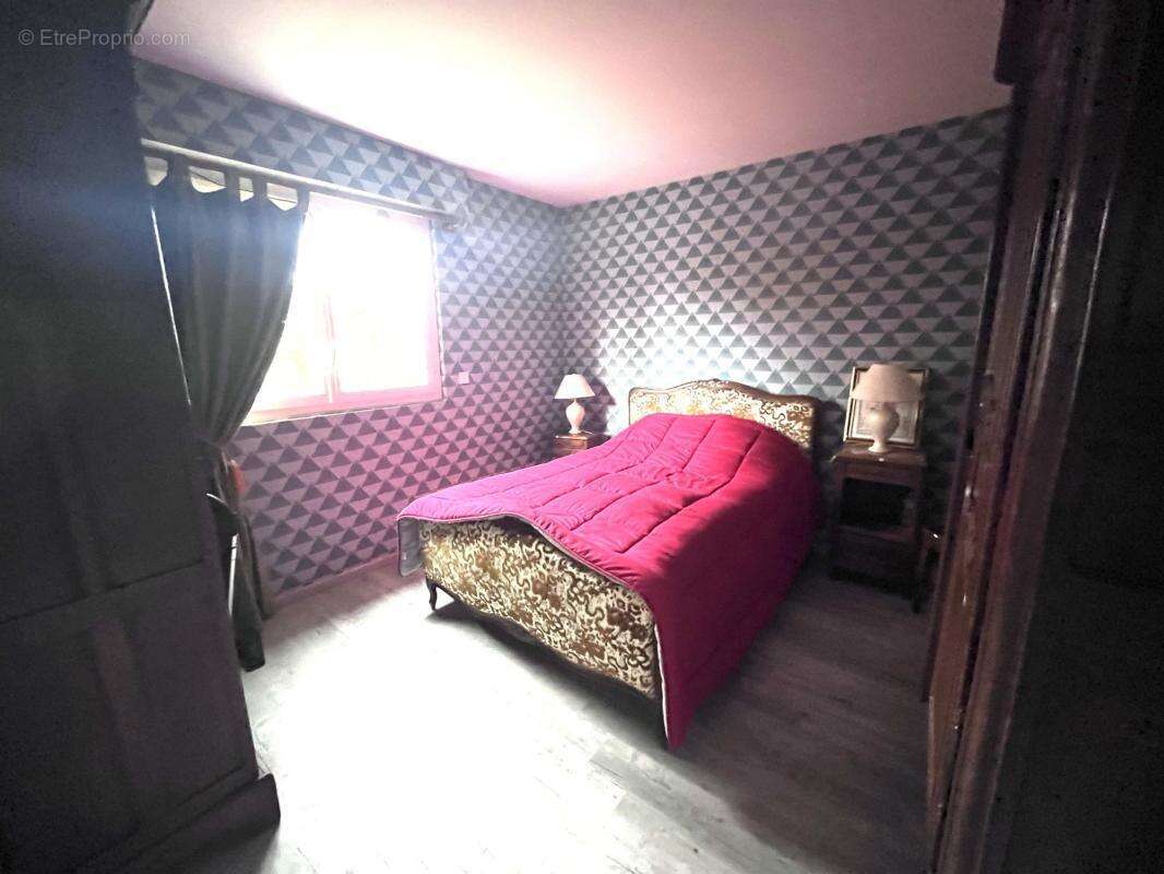 Appartement à LE MESNIL-ESNARD