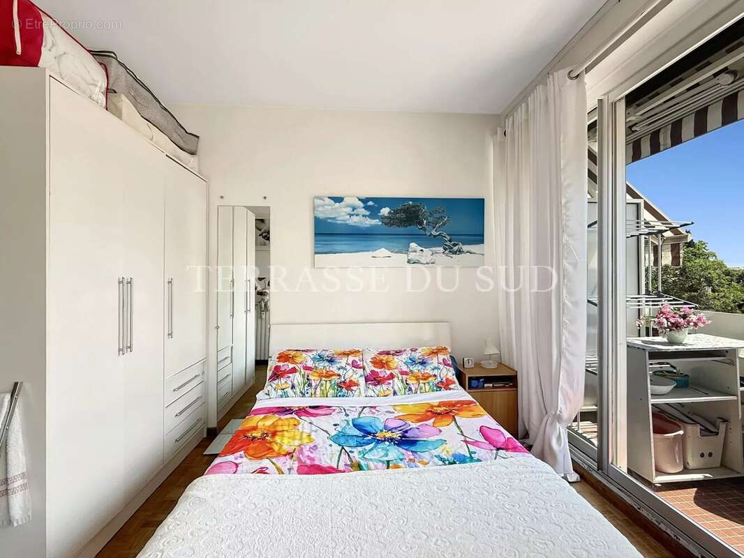 Appartement à MARSEILLE-6E