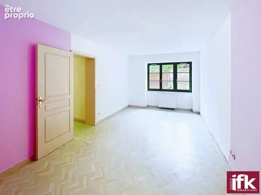 WETTOLSHEIM - Appartement de 96m² à rénover – Terrasse – Garage - Parking - photo 6