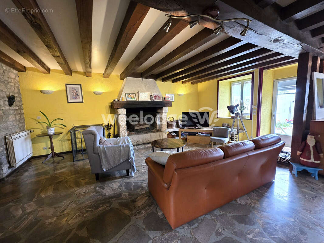 Maison à BEAUVILLIERS