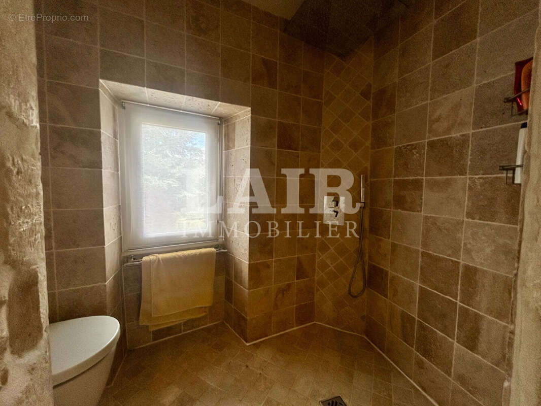 Propriété en plein coeur d'Écouché-les-Vallées - réf : T15078 - photo 11