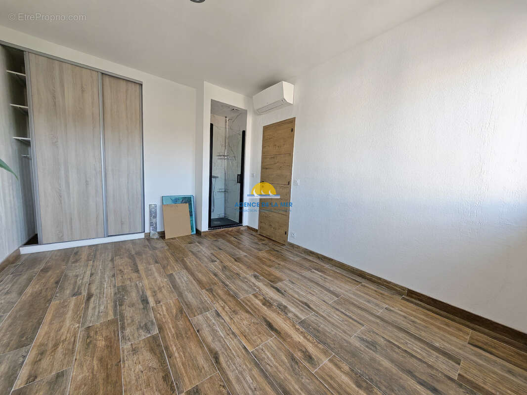 Appartement à FREJUS