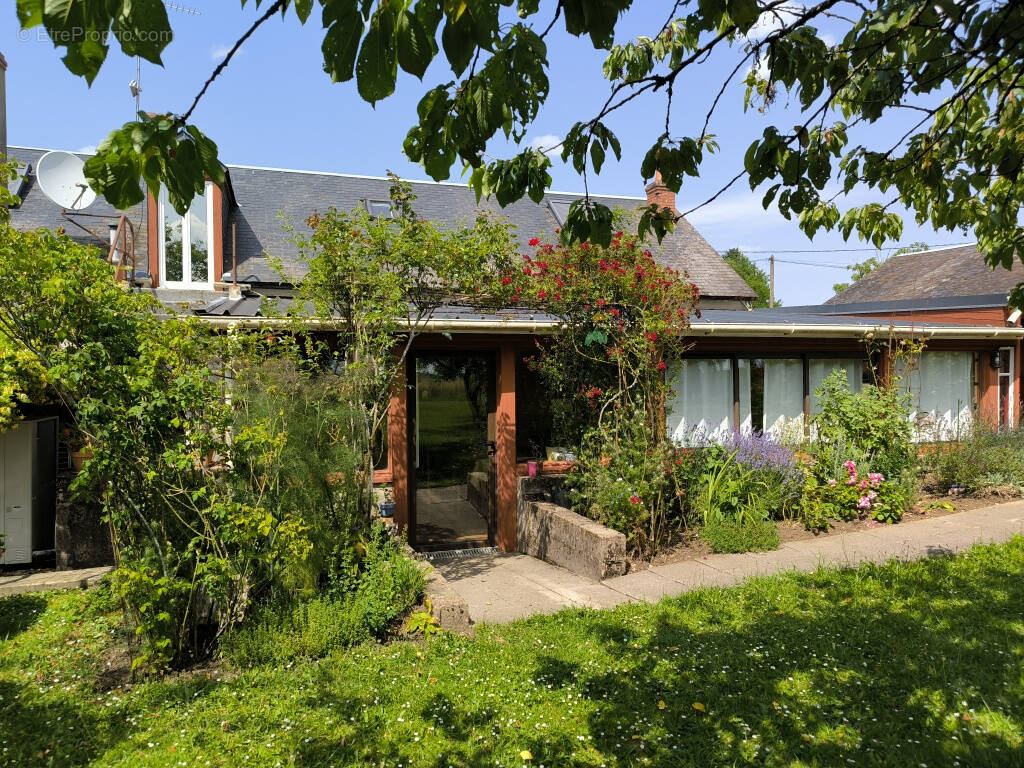 Maison à MONTAPAS