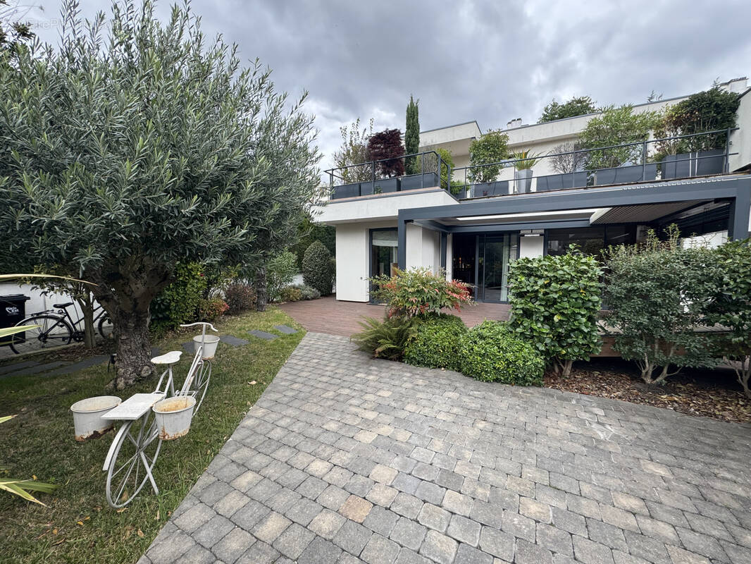 Maison à SAINT-MAUR-DES-FOSSES