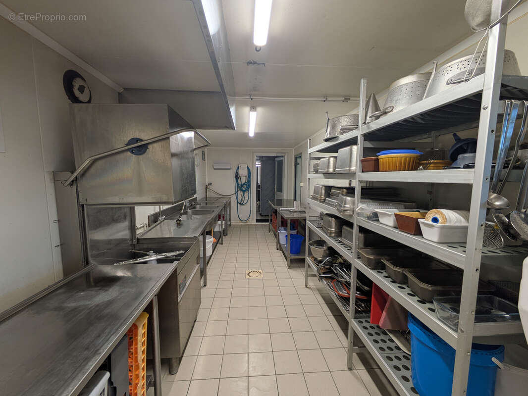Restaurant fougeres - 200 m2 - photo 7