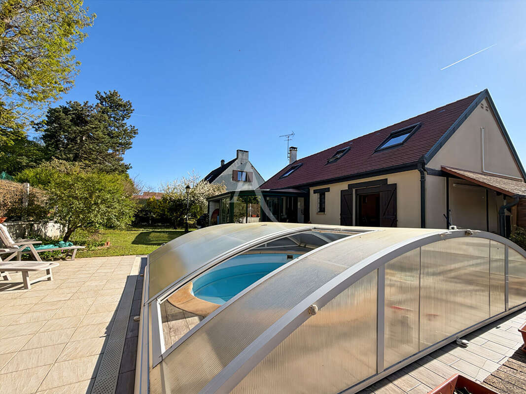 Maison à NEUVILLE-SUR-OISE