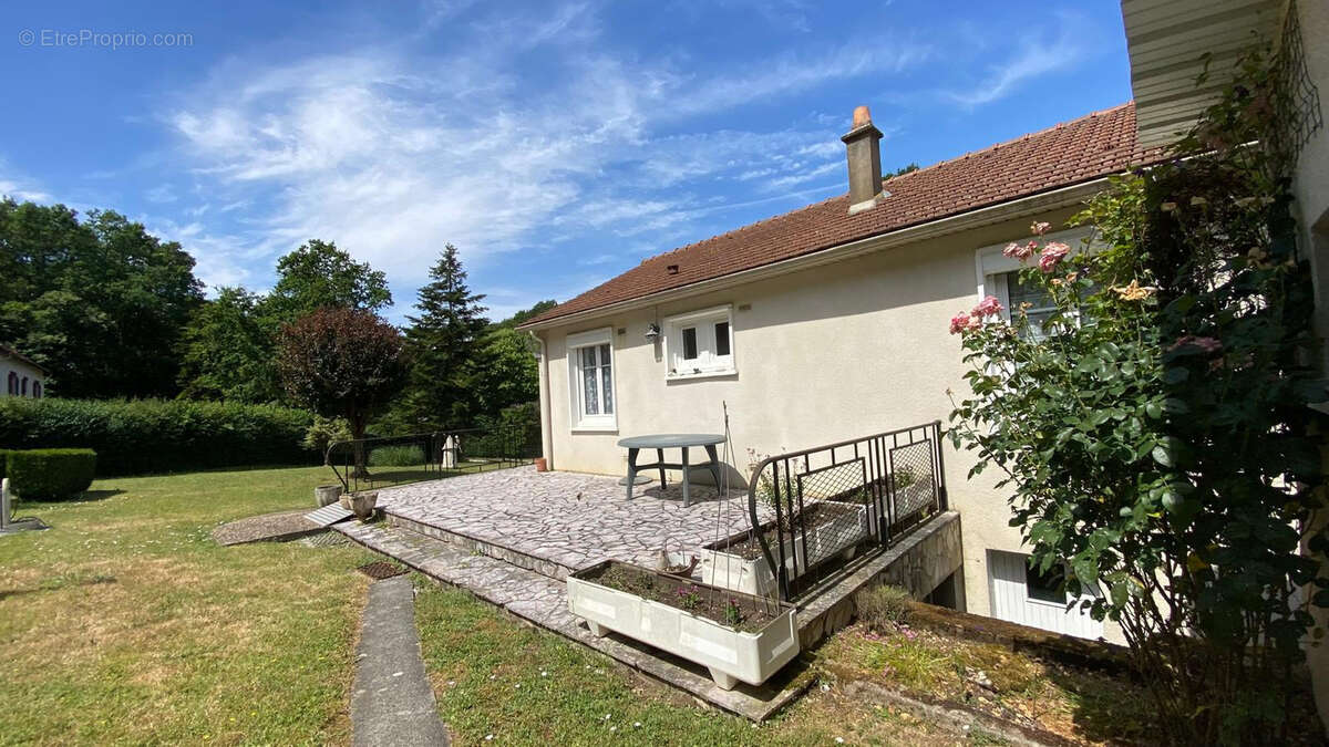 Maison à MONTRICHARD
