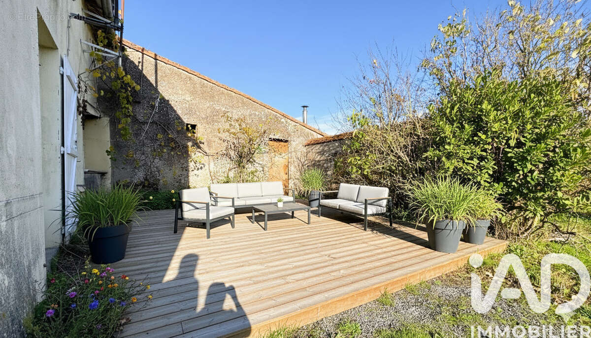 Photo 4 - Maison à VENDRENNES