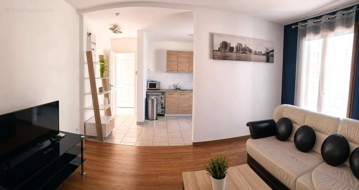 Immeuble de 14 pièces de 350 m² à Beaulieu-sur-Loire - photo 22